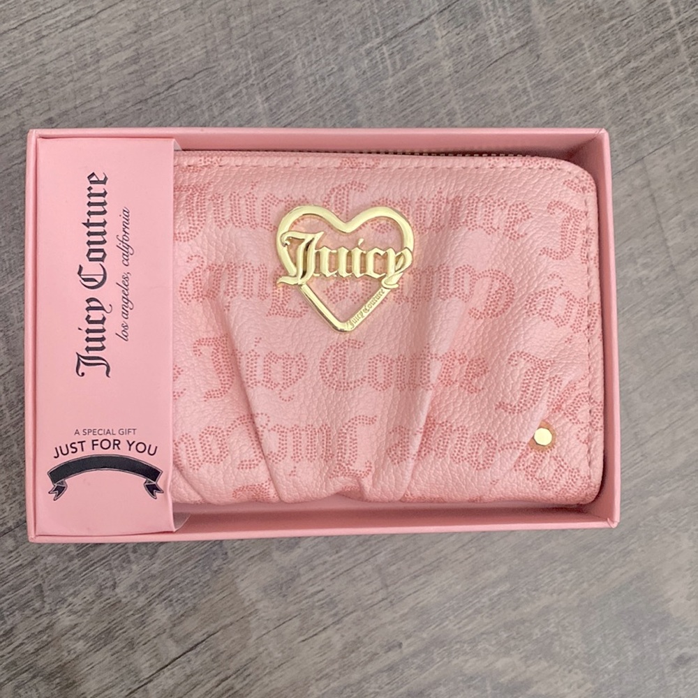 Juicy couture Blush Pink wallet in gift box